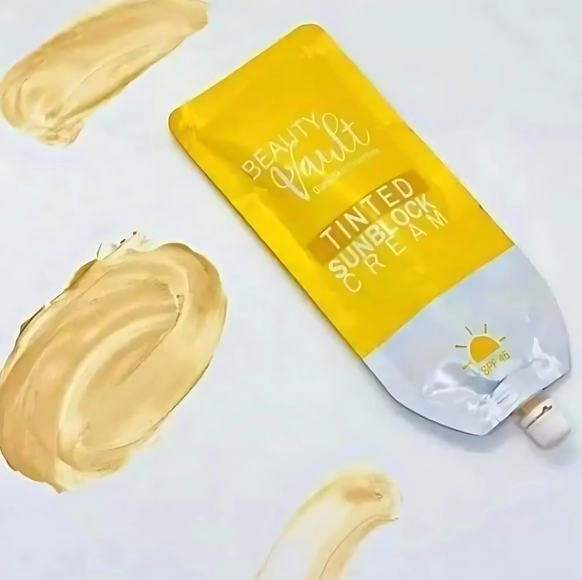Beauty Vault Premium Tinted Sunblock Cream SPF45 - 50g - Image 3