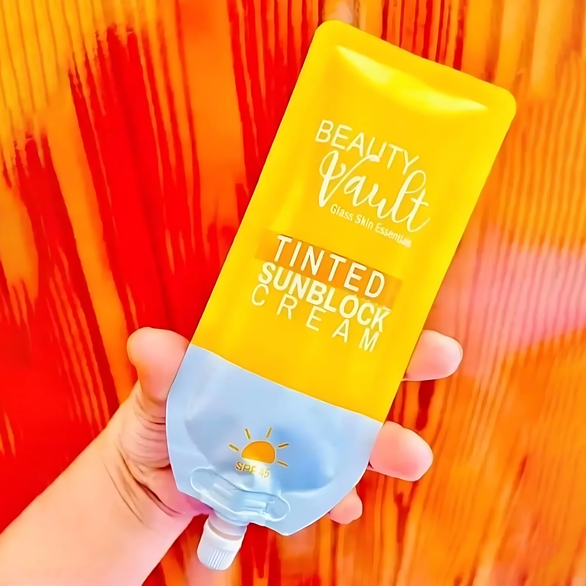 Beauty Vault Premium Tinted Sunblock Cream SPF45 - 50g - Image 9