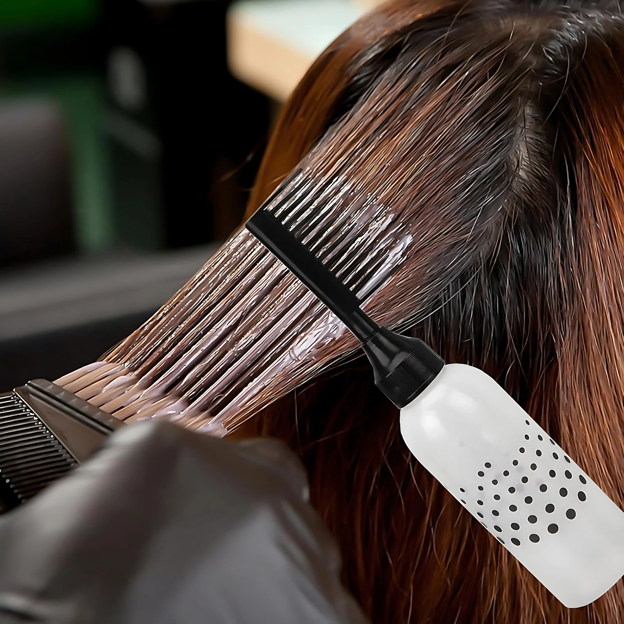 Hair Dye or Oil Applicator Bottle with Root Comb - Image 4