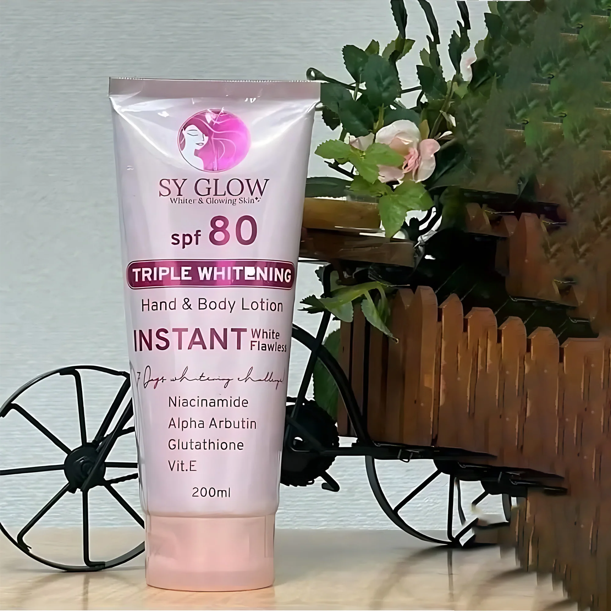 SY Glow Triple Whitening Hand & Body Lotion SPF 80 - 200ml - Image 2