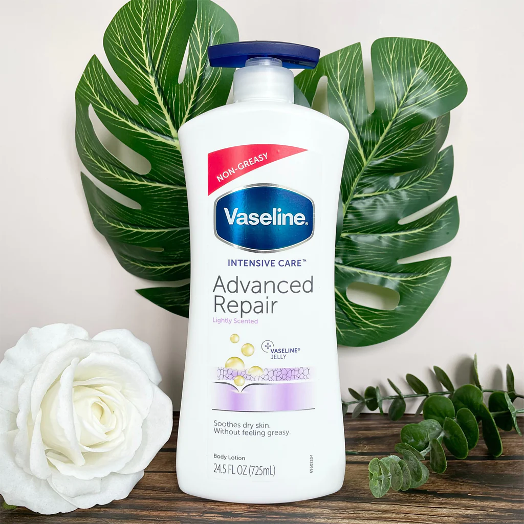 Vaseline Intensive Care Advanced Repair Body Lotion (Lightly Scented) – 725ml - Image 4